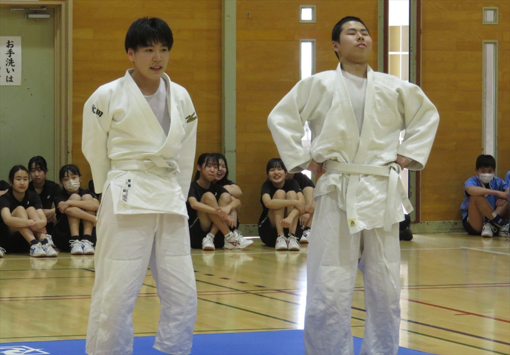 写真：部活動紹介(柔道部)