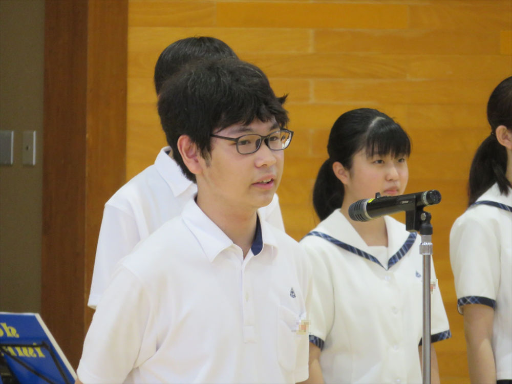 写真:抱負を話す生徒2