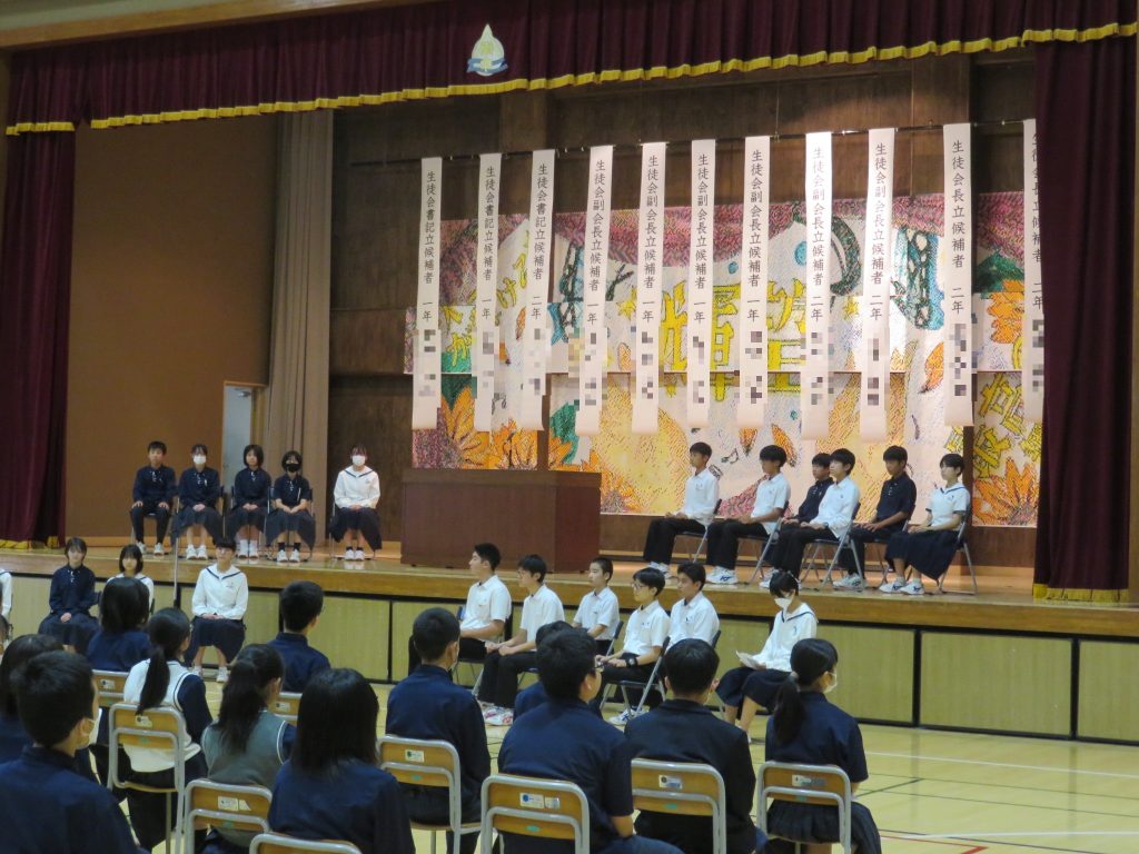 写真:立候補者と責任者	