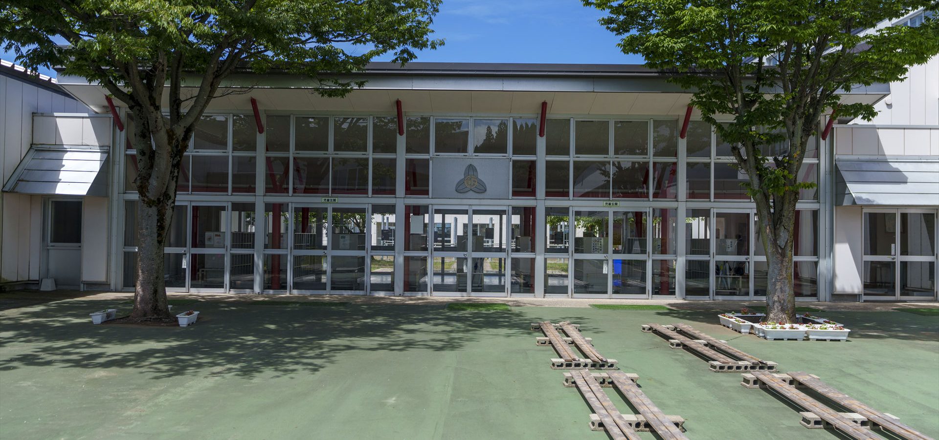 写真：飯田川小学校の校舎