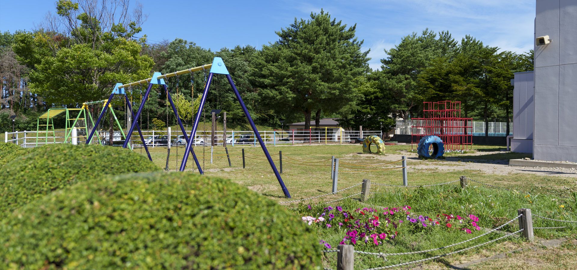 写真：追分小学校の遊具