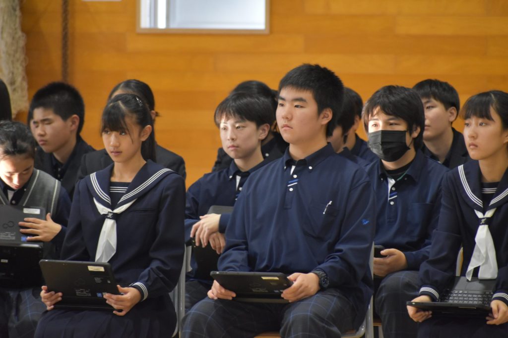 写真：後学期生徒総会 (令和5年11月2日)の様子2
